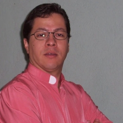 Padre Cristiano Marmelo Pinto