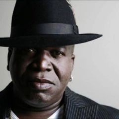 She's Mine (tradução) - Barrington Levy - VAGALUME