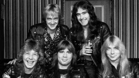 Morre o ex-baterista do Iron Maiden Clive Burr