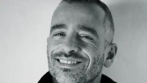 Eros Ramazzotti, Sarah Brightman e mais nos lançamentos da semana