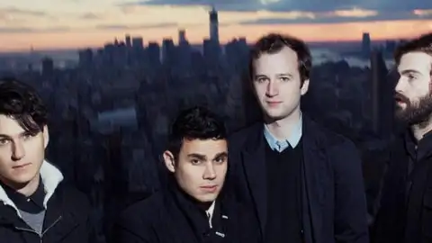 Vampire Weekend divulga o clipe de "Diane Young"