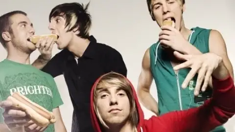 All Time Low grava música para game The Sims