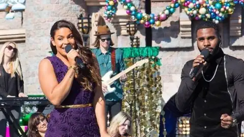 Confira cover de "Baby, It's Cold Outside" de Jason Derulo e Jordin Sparks ao vivo