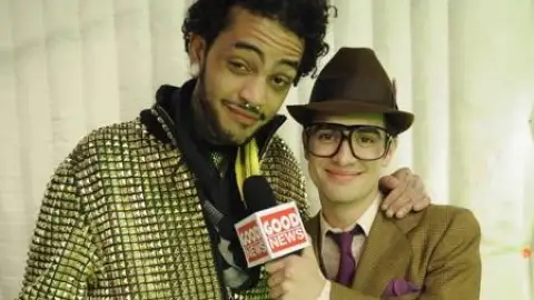 Novo single de Travie McCoy será parceria com Brendon Urie, do Panic! At The Disco