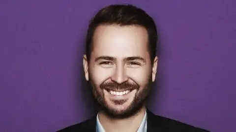 Edward Maya divulga o lyric video de sua nova música,  "Colombian Girl"