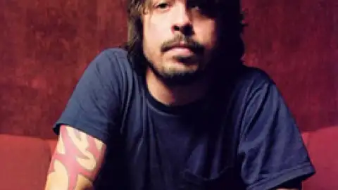 Dave Grohl tem cueca de ex-guitarrista do Queen pendurada na porta de casa