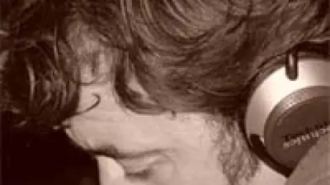 Benny Benassi lança o clipe de "Cinema"