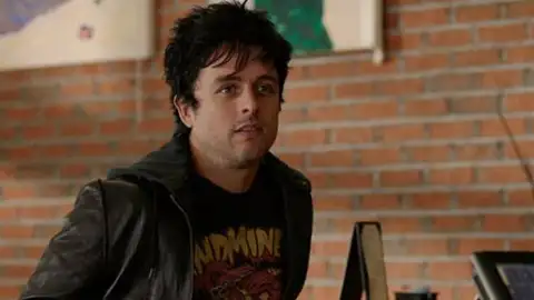Veja o trailer do filme "Like Sunday, Like Rain" com participação de Billie Joe Armstrong, do Green 