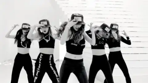4Minute divulga o clipe de "Crazy"