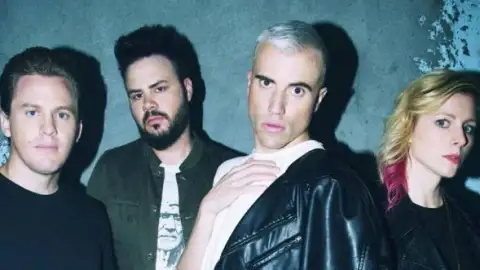 Ouça "Songs I Can't Listen To", do Neon Trees
