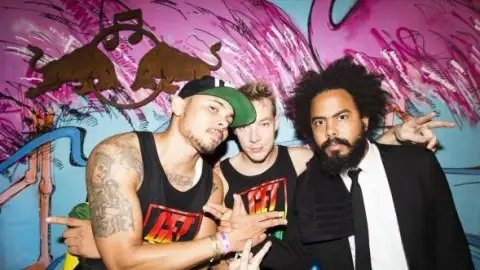 Confira o lyric video de "Be Together", parceria de Major Lazer com Wild Belle