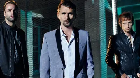 "Drones" do Muse estreia no topo da parada britânica