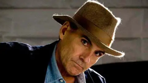 James Taylor diz que adora cantar "Oceano" de Djavan no chuveiro