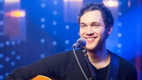 Phillip Phillips anuncia retorno ao Brasil para apresentação em festival