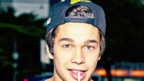 Confira a prévia do clipe de "Put It On Me", de Austin Mahone