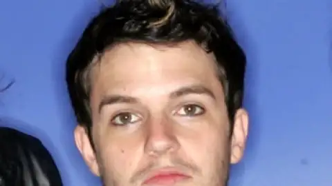 Vocalista do The Killers confirma carreira solo