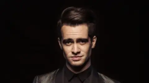 Trilha sonora de "Esquadrão Suicida" terá Panic! At the Disco tocando Queen e inédita de Skrillex