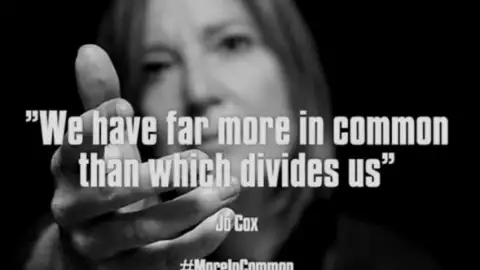 Portishead lança vídeo com cover de SOS do ABBA em tributo a parlamentar assassinada