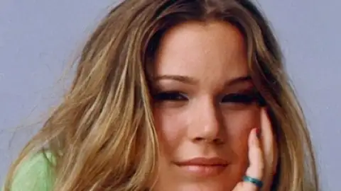 Joss Stone lança clipe simplista para "Karma"