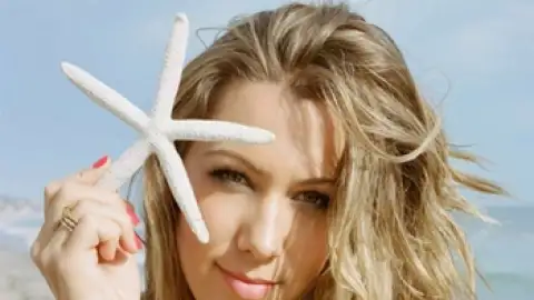 Ouça sucessos de Colbie Caillat na estação Breeze do Vagalume.FM