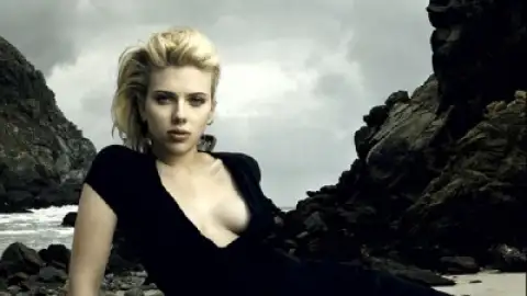 Scarlett Johansson pode gravar músicas próprias