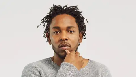 "DAMN." de Kendrick Lamar volta ao topo da parada americana de álbuns