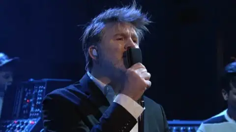 "American Dream" do LCD Soundsystem é eleito o melhor álbum do ano por publicação inglesa
