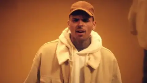 Chris Brown e Remy Ma lançam clipe de "Melanin Magic". Veja!