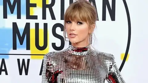 Confira as principais fotos do tapete vermelho do American Music Awards 2018