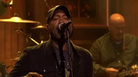 Hootie & the Blowfish se reúne e relembra "Only Wanna Be With You" na televisão