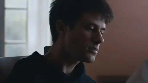 Alec Benjamin lança clipe para o remix de "Let Me Down Slowly" com participação de Alessia Cara