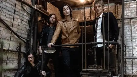 The Raconteurs, de Jack White e Brendan Benson, lançam "Hey Gyp (Dig the Slowness)". Ouça!