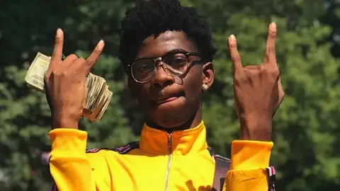Remix de "Old Town Road" de Lil Nas X dispara na parada de singles do Reino Unido
