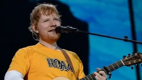 Ed Sheeran dobra sua fortuna em apenas um ano e ultrapassa Adele