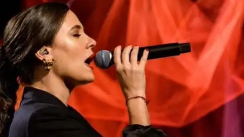 Tiê fala sobre a gravação do DVD feito para celebrar os seus primeiros dez anos de carreira