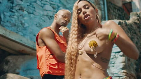 "Bola Rebola" dos Tropkillaz com Anitta, J Balvin e MC Zaac ganha disco de platina nos EUA