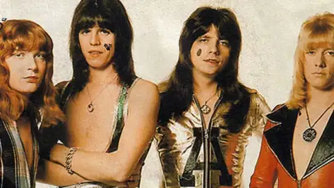 Morre Steve Priest, baixista do Sweet. Músico tinha 72 anos
