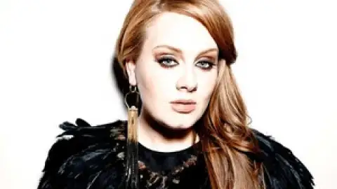 Adele iguala recorde de "Titanic" com 16ª semana em primeiro lugar