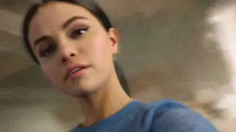 Selena Gomez e Trevor Daniel lançam clipe para o single "Past Life". Assista!