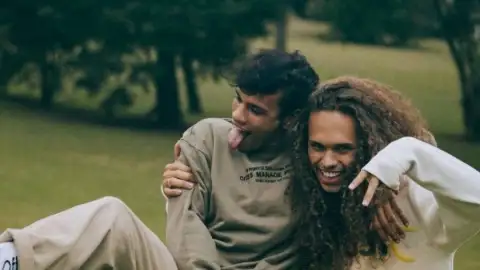 Exclusivo: Luan e Vitão mostram a letra da nova música "Aê" no Vagalume!