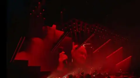 Genesis mostra trecho de ensaio para sua turnê de retorno