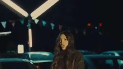 Pela quinta semana, "drivers license", de Olivia Rodrigo, é o single número 1 do Reino Unido