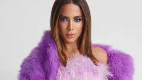 Anitta tem performance confirmada no Latin AMAs 2021