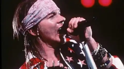 Axl Rose faz 50 anos hoje