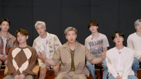 BTS substitui a si mesmo no topo da parada de singles dos EUA com "Permission To Dance"!