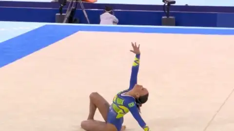 Com "Baile de Favela", Rebeca Andrade conquista medalha de prata nas Olimpíadas. Veja!