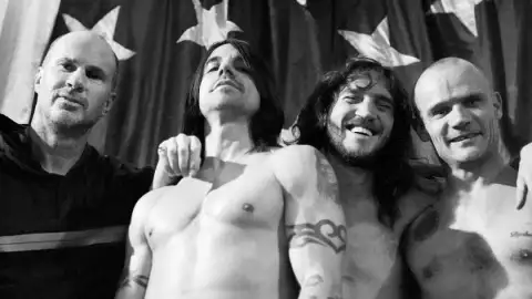 Red Hot Chili Peppers anunciam primeiras datas de turnê mundial
