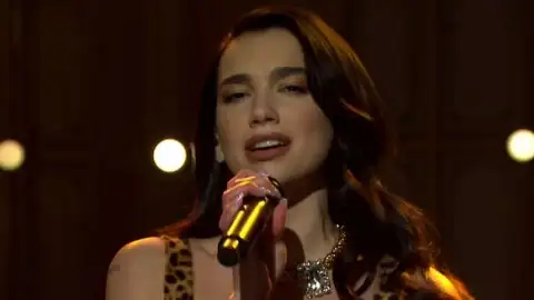 "Levitating", de Dua Lipa, foi a música mais ouvida nos EUA em 2021