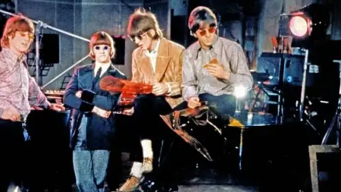 Escute músicas em que os Beatles trabalharam e talvez você não conheça