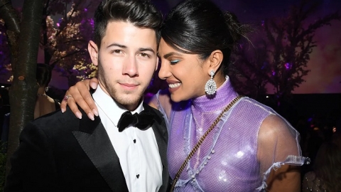 Nick Jonas e Priyanka Chopra dão boas vindas ao primeiro bebê do casal via barriga de aluguel